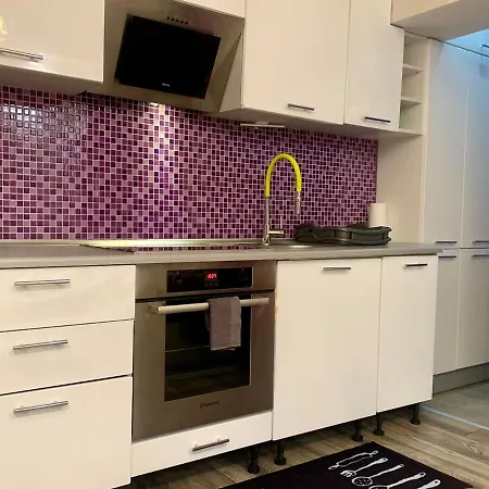 Piekny Z Tarasem Daire *